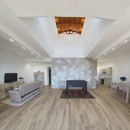 Bed and breakfast C Luxury Estate