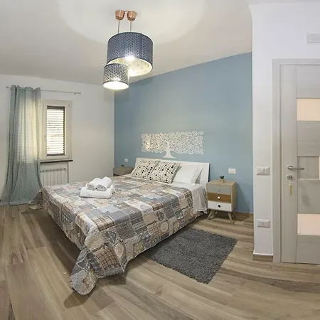 C Luxury Estate Bed and breakfast SantʼAntonio Abate