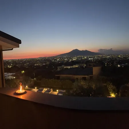 C Luxury Estate 4* SantʼAntonio Abate